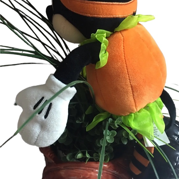 Disney Pumpkin HALLOWEEN  Mickey  Stuffed Toy - Picture 5 of 12